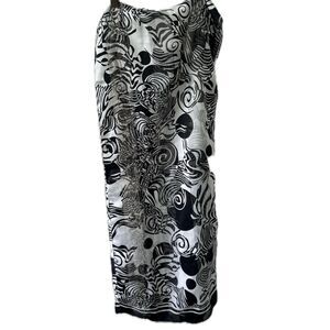 Unbranded Italian Made Slightly Sheer Geometric Graphic Mod Lightweight Scarf